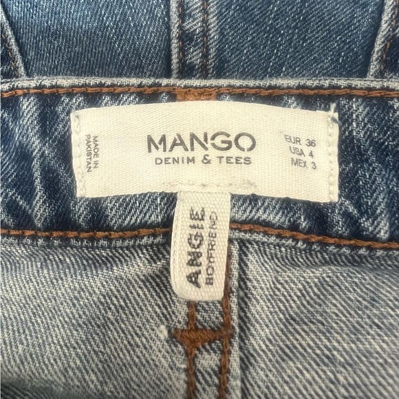 Mango Blue Mid Rise Distressed Jeans w/ exposed hems / Size: 4 / Item# 1-24019 - Picture 3 of 6